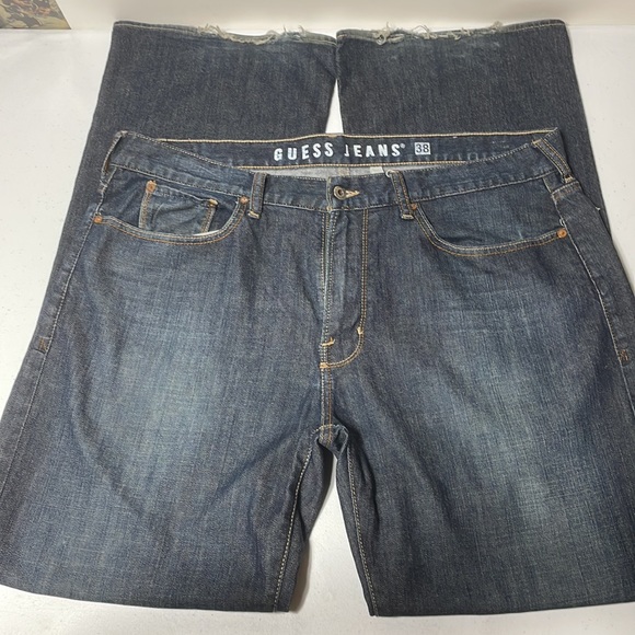 Womans GUESS jeans- The Cliff-Sz38-Dark Wash measurements - Picture 3 of 9